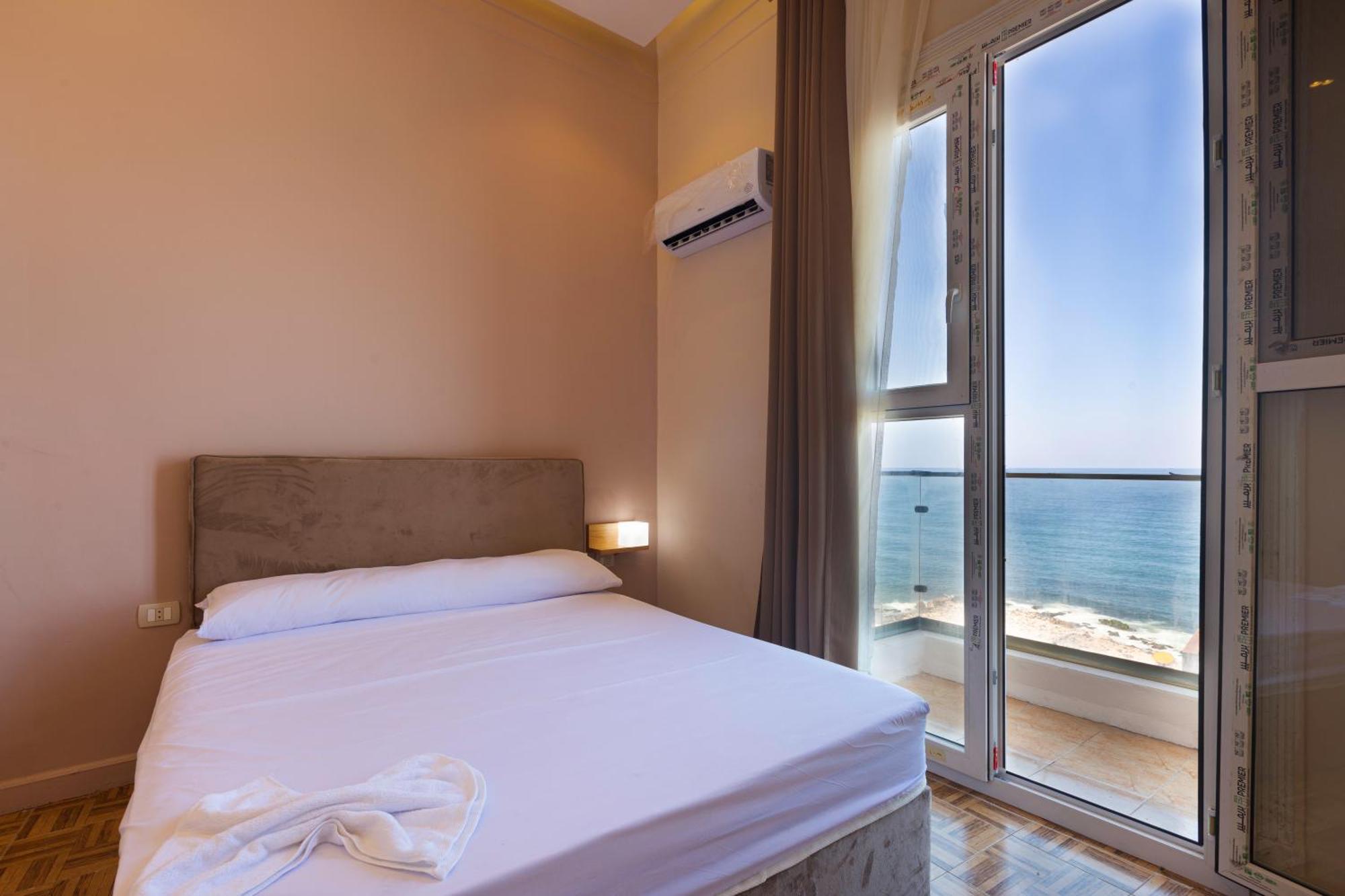 Hyat Suites & Rooms Alessandria Esterno foto