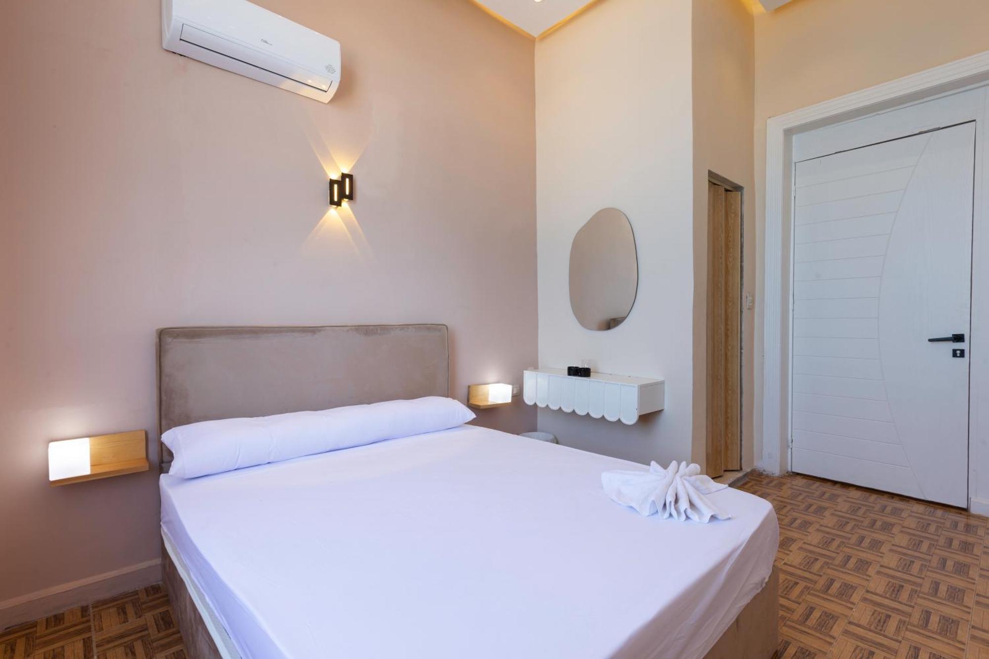 Hyat Suites & Rooms Alessandria Esterno foto