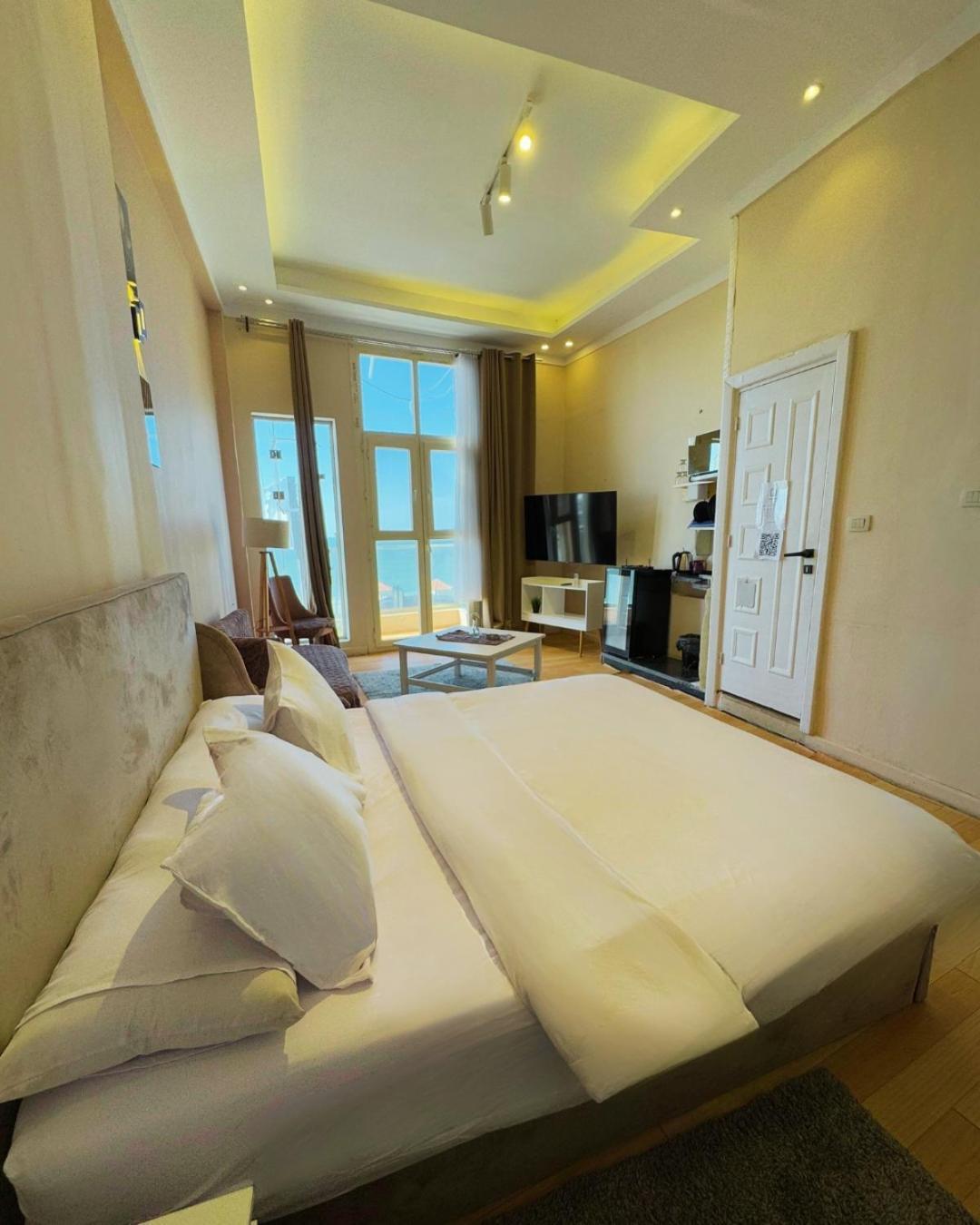 Hyat Suites & Rooms Alessandria Esterno foto